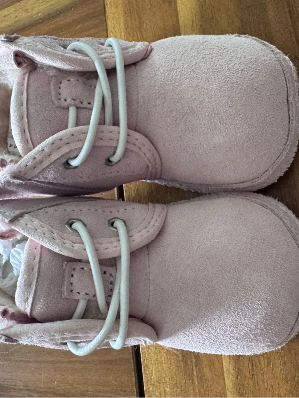 NWT UGG Baby Baby Neumel Pink Size 02/03